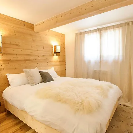 Chalet Bechar - 10pax - 155m2 Renove - Sauna - Jacuzzi - Vues Sur Le Massif Du Mont-blanc *