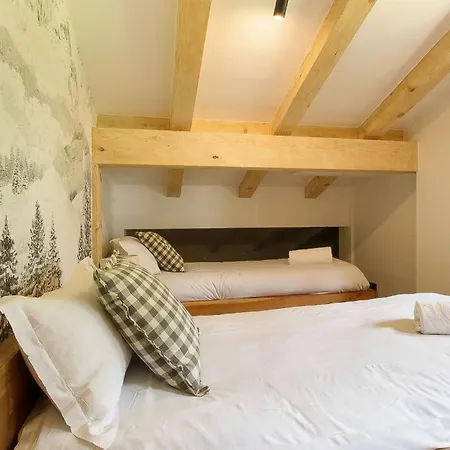 Bechar - 10pax - 155m2 Renove - Sauna - Jacuzzi - Vues Sur Le Massif Du Mont-blanc